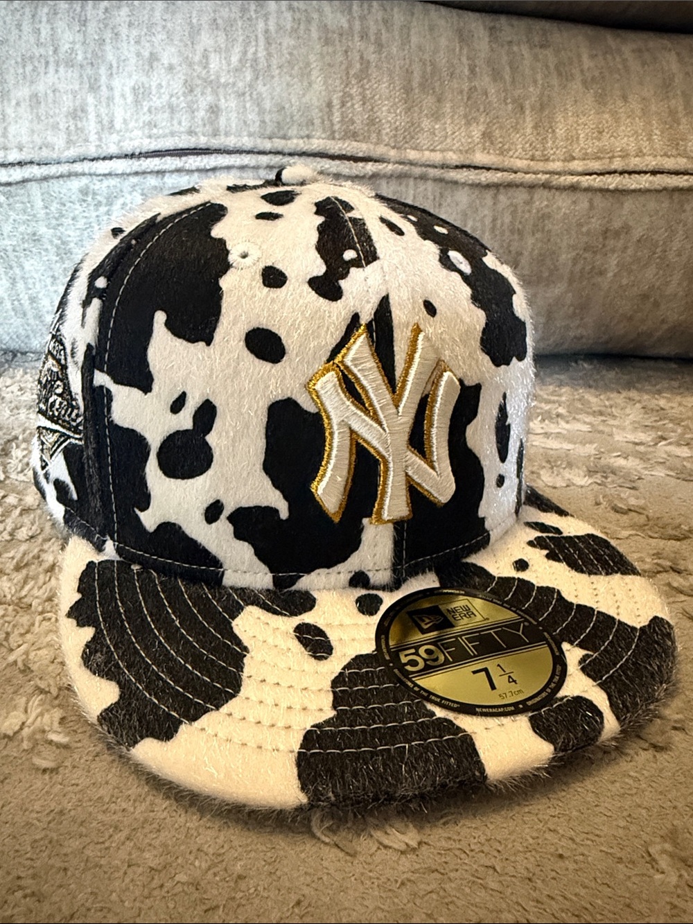 New York Yankees cow print fitted hat